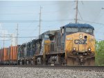 CSX 135 on Q560 